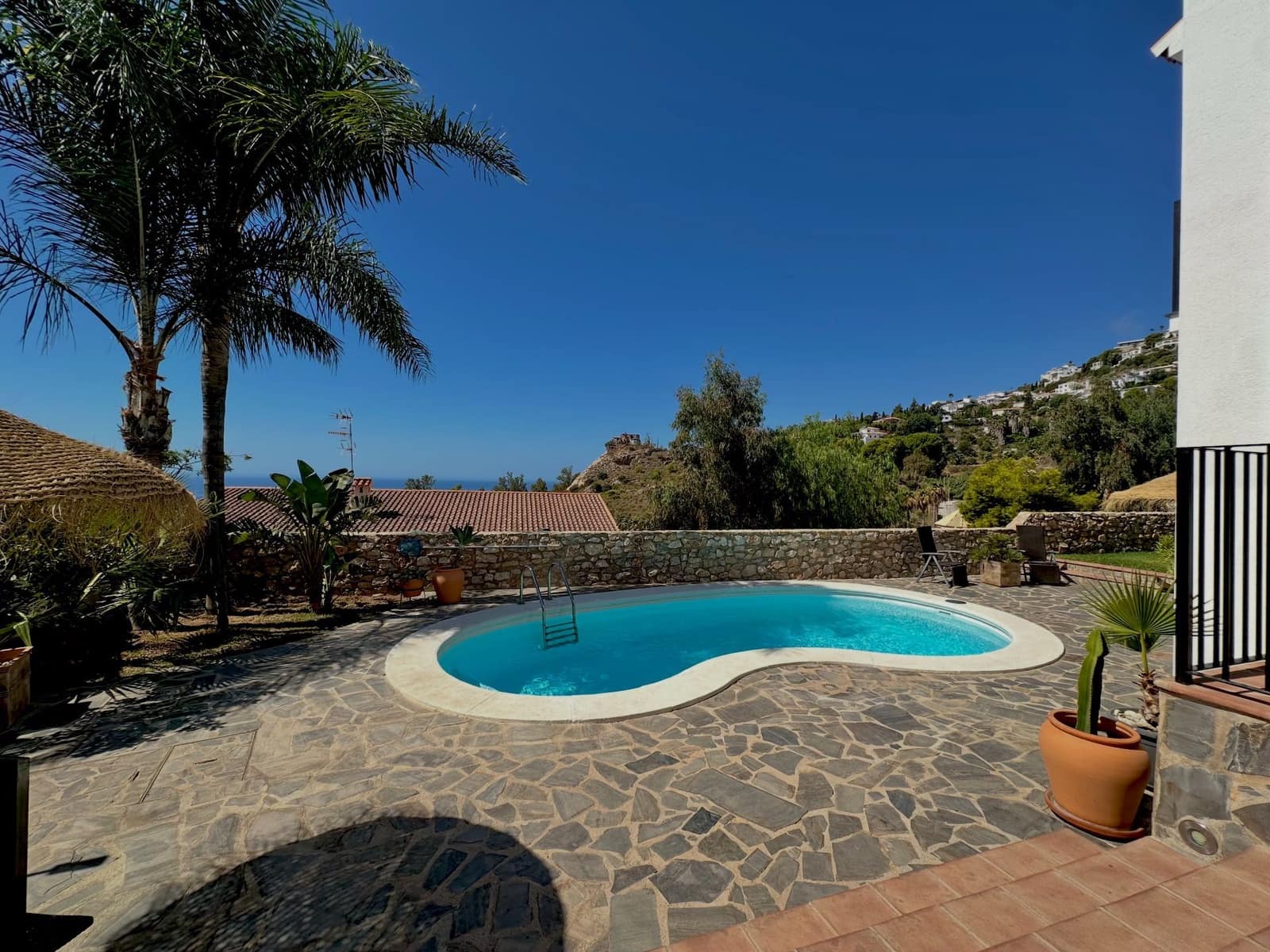 4 soveværelse Villa til salg i Salobrena med swimmingpool garage - € 849.000 (Ref: 10132387)