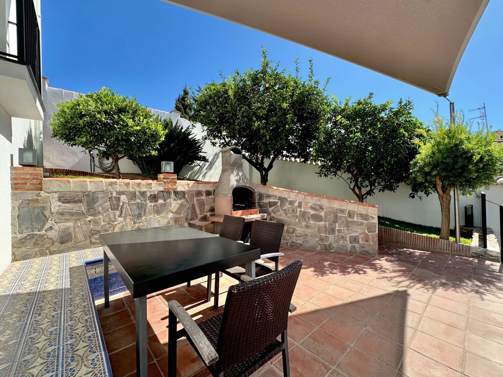 4 soveværelse Villa til salg i Salobrena med swimmingpool garage - € 849.000 (Ref: 10132387)