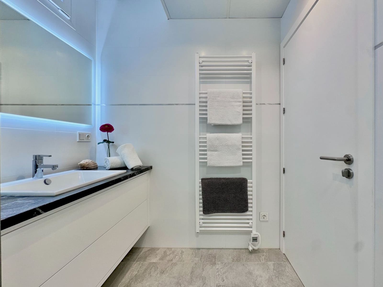 4 soveværelse Villa til salg i Salobrena med swimmingpool garage - € 849.000 (Ref: 10132387)