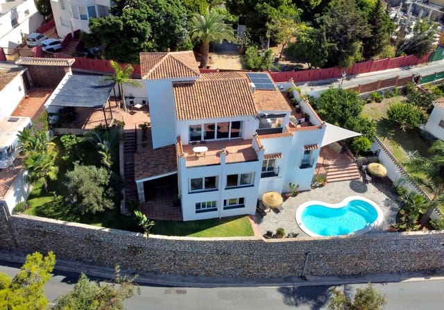 4 sovrum Villa till salu i Salobreña med pool garage - 849 000 € (Ref: 10132387)