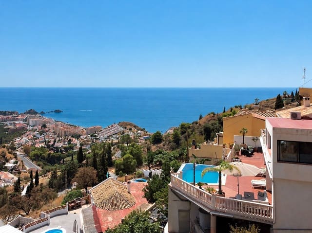 4 camera da letto Villa in vendita in Almuñécar con piscina garage - 650.000 € (Rif: 10150215)