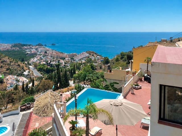 4 camera da letto Villa in vendita in Almuñécar con piscina garage - 650.000 € (Rif: 10150215)