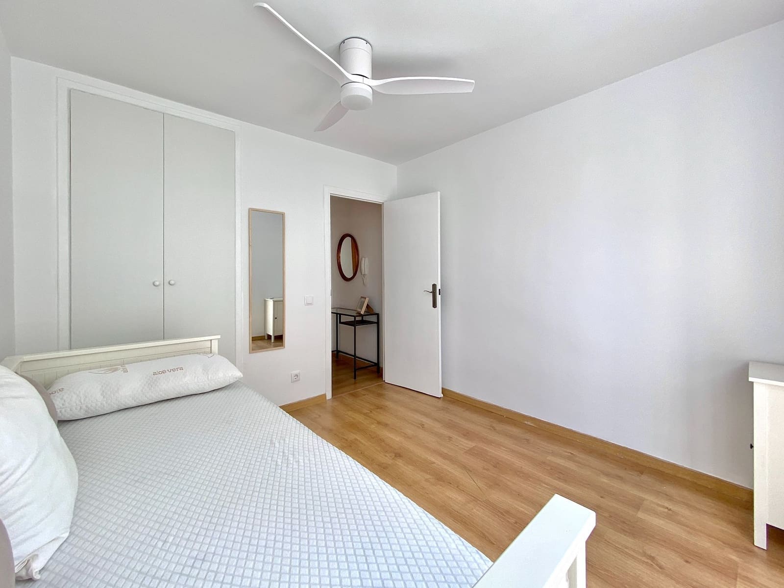Apartamento de 3 habitaciones en Almuñécar en alquiler con piscina garaje - 1.300 € (Ref: 10153297)