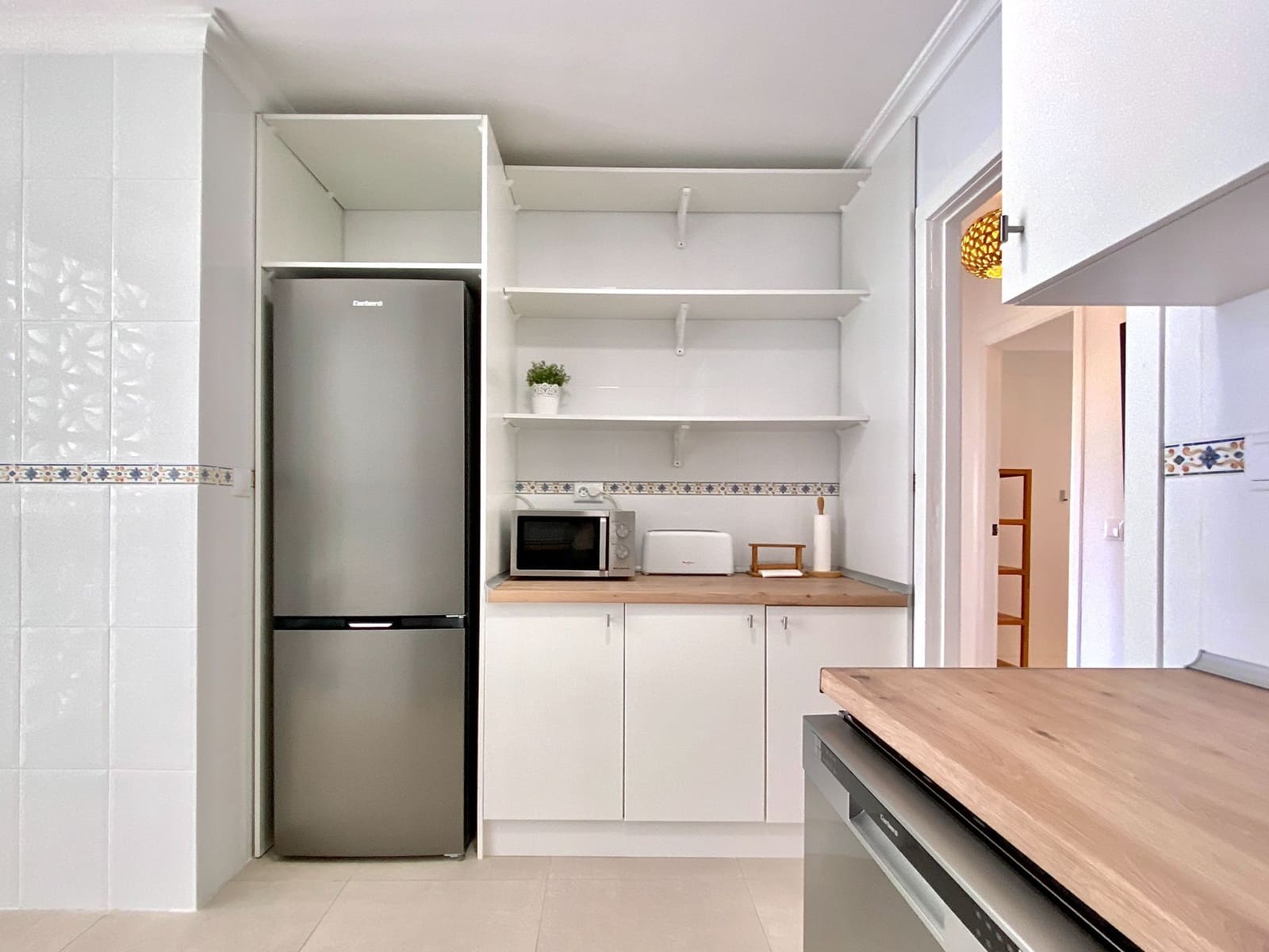 Apartamento de 3 habitaciones en Almuñécar en alquiler con piscina garaje - 1.300 € (Ref: 10153297)
