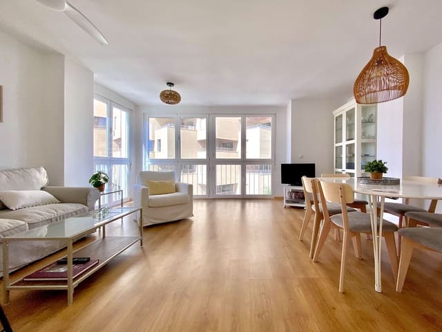 Apartamento de 3 habitaciones en Almuñécar en alquiler con piscina garaje - 1.300 € (Ref: 10153297)