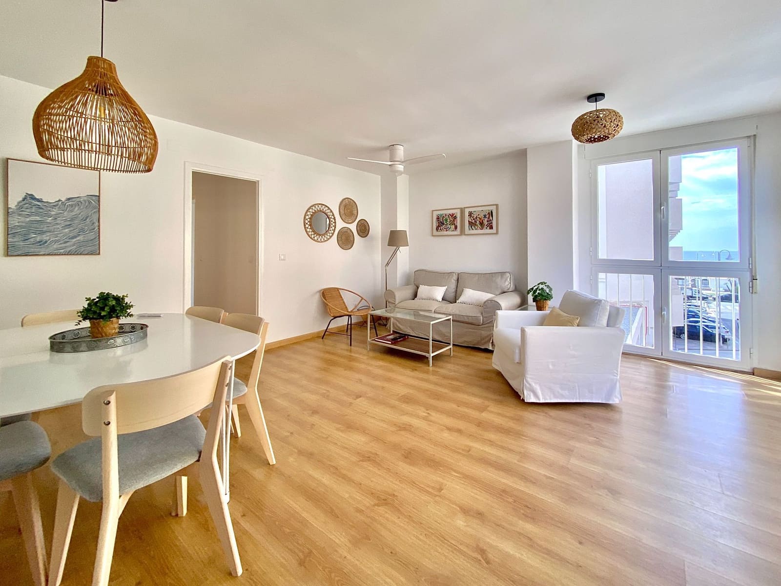 Apartamento de 3 habitaciones en Almuñécar en alquiler con piscina garaje - 1.300 € (Ref: 10153297)