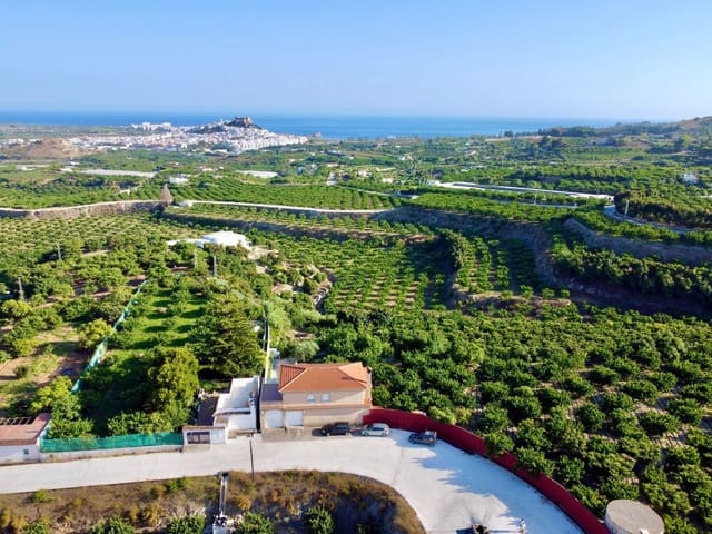 3 soveværelse Villa til salg i Salobreña med swimmingpool garage - € 950.000 (Ref: 6239258)