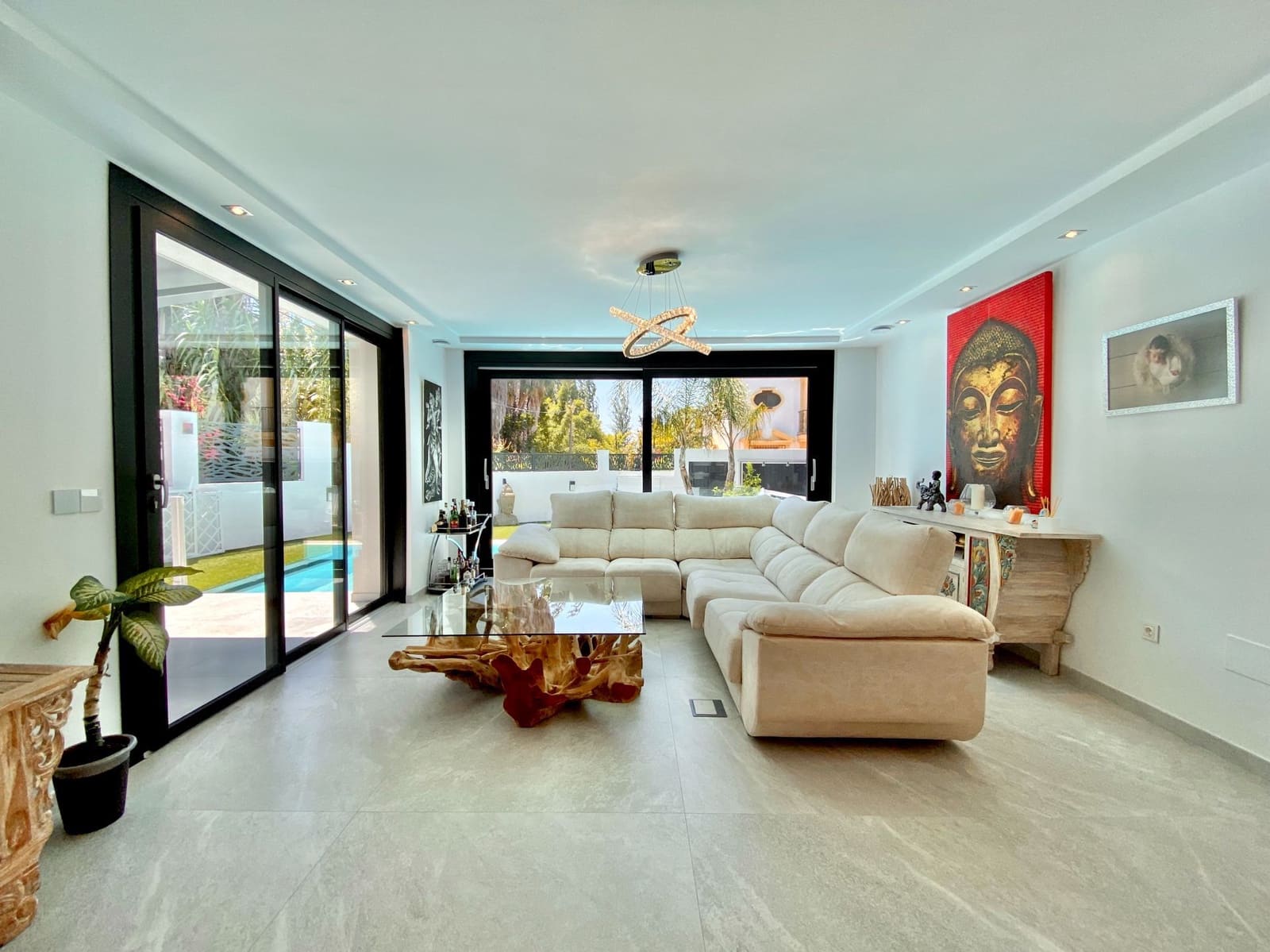 4 soveværelse Villa til salg i Almunecar med swimmingpool garage - € 1.200.000 (Ref: 6317647)