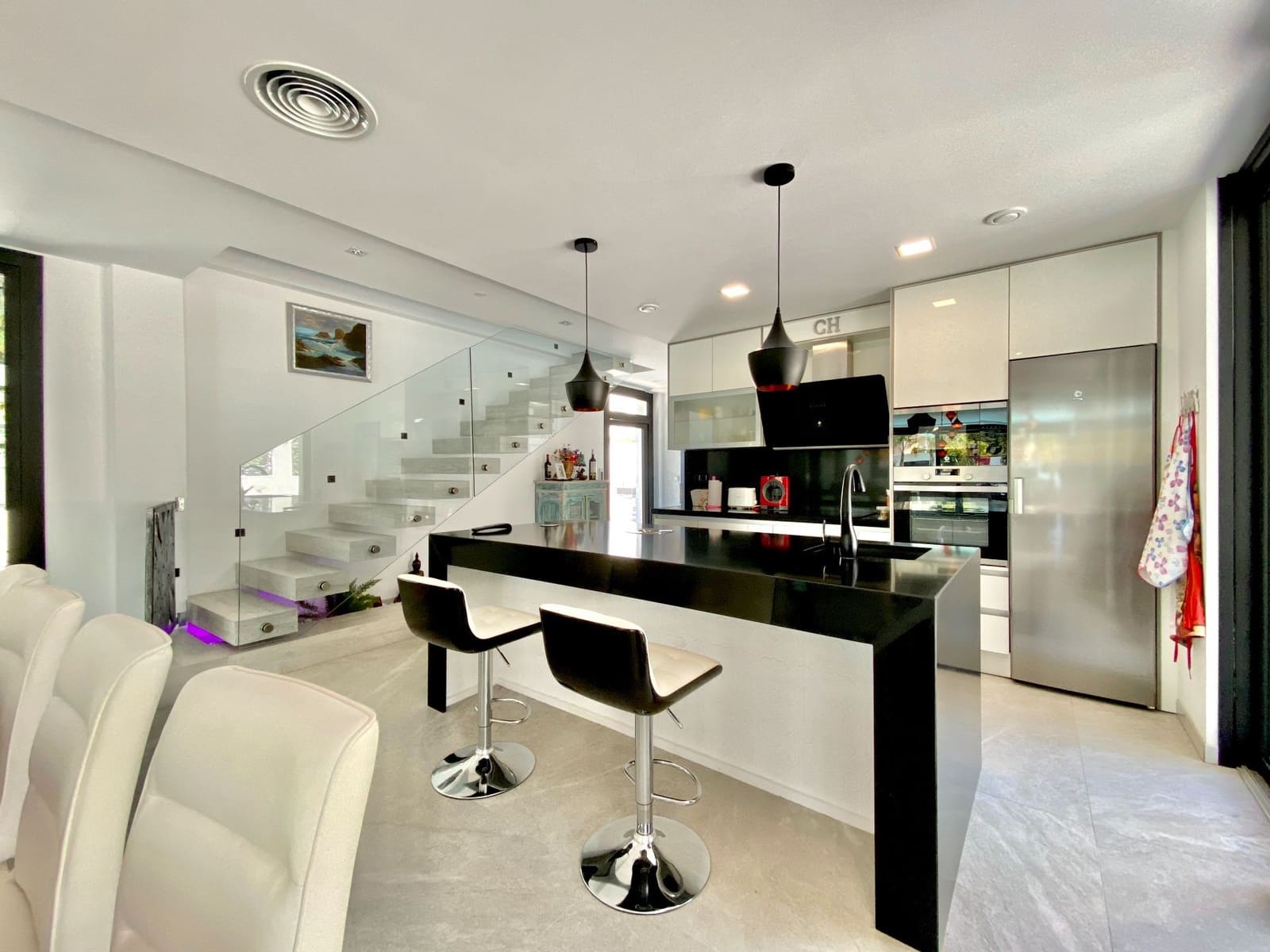 4 soveværelse Villa til salg i Almunecar med swimmingpool garage - € 1.200.000 (Ref: 6317647)