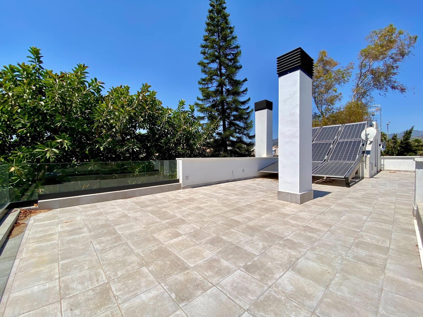 4 soveværelse Villa til salg i Almunecar med swimmingpool garage - € 1.200.000 (Ref: 6317647)