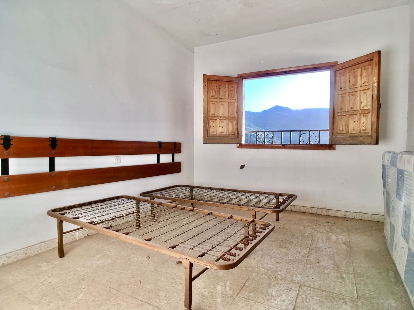 20 sovrum Hotell till salu i Otivar - 295 000 € (Ref: 6380644)