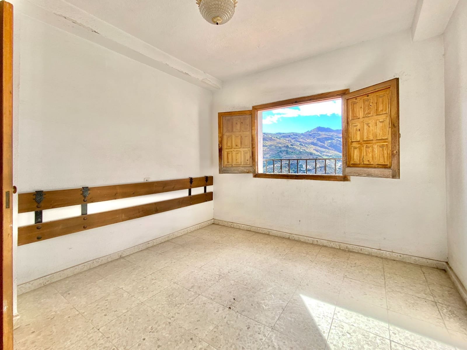 20 sovrum Hotell till salu i Otivar - 295 000 € (Ref: 6380644)