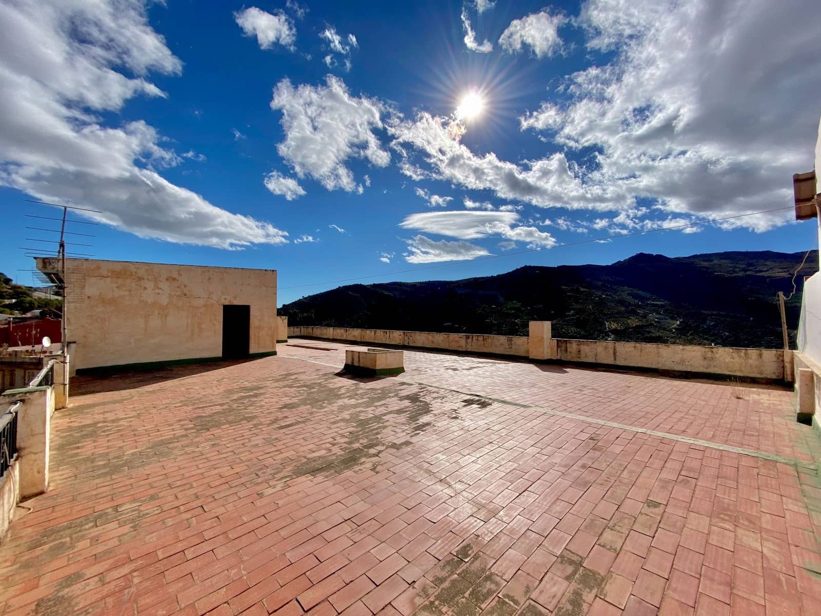 20 sovrum Hotell till salu i Otivar - 295 000 € (Ref: 6380644)