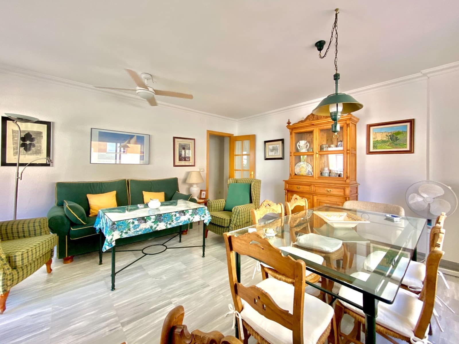 3 sovrum Lägenhet att hyra i Almunecar med pool garage - 1 100 € (Ref: 7821152)