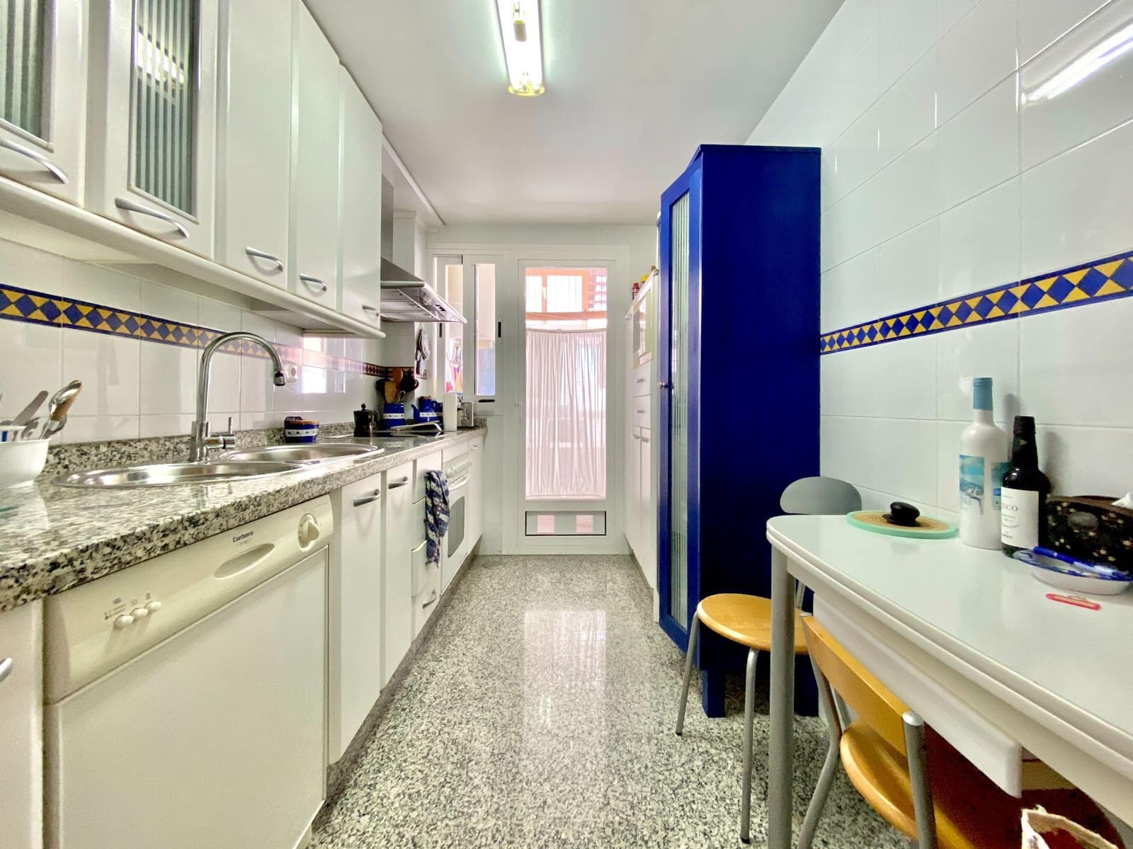 3 sovrum Lägenhet att hyra i Almunecar med pool garage - 1 100 € (Ref: 7821152)