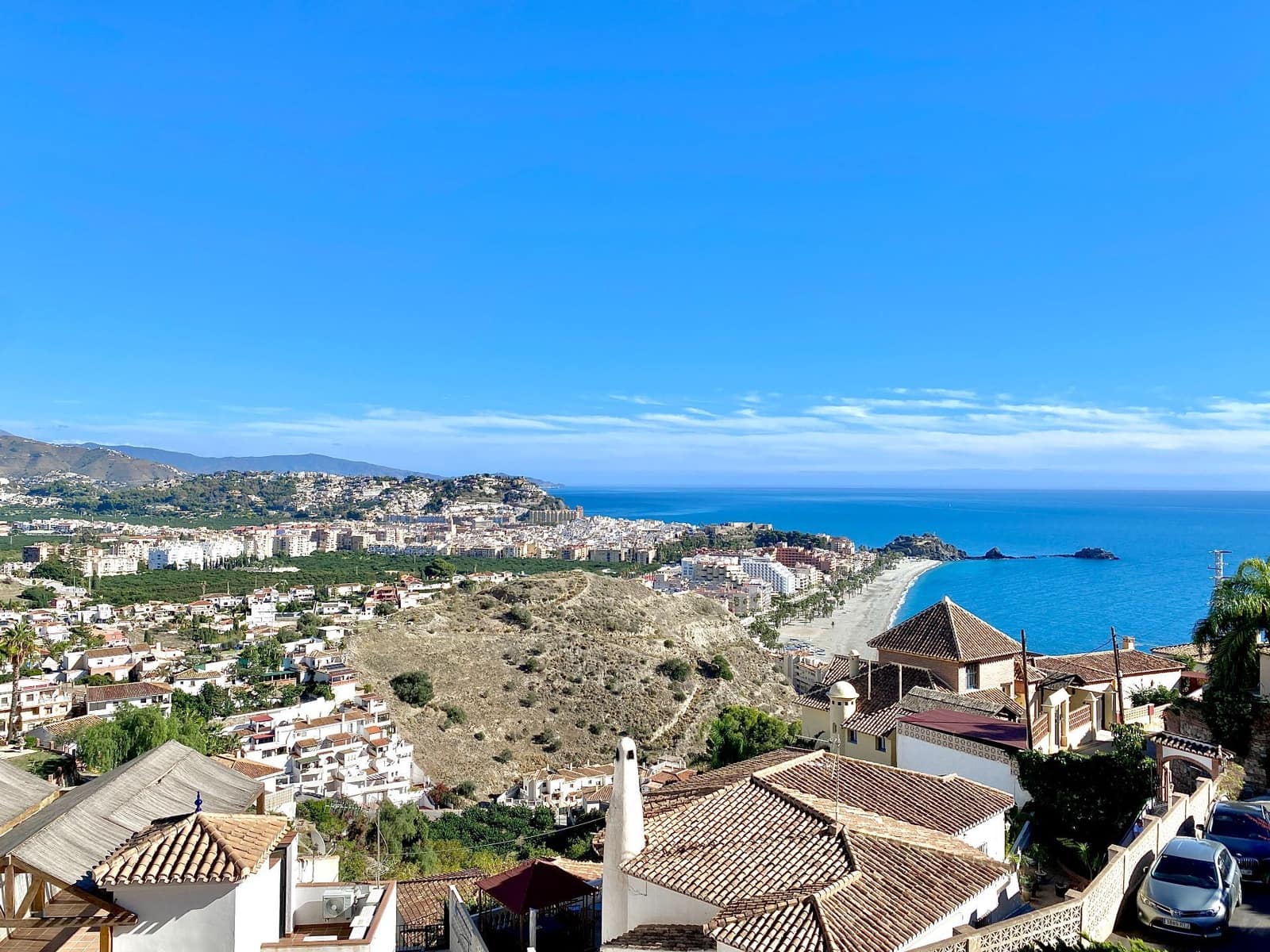 3 soverom Kjedet enebolig til leie i Almunecar med svømmebasseng garasje - € 1 590 (Ref: 7827299)