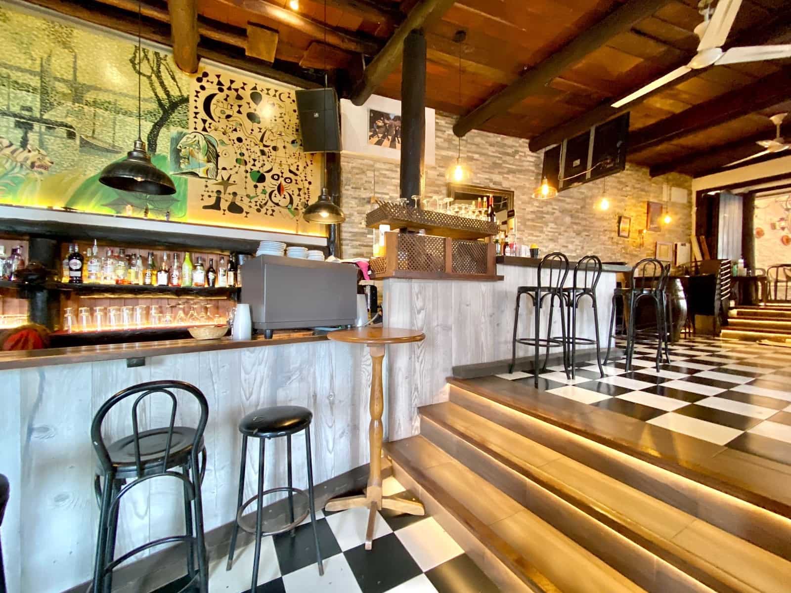 2 soveværelse Erhverv til salg i Otivar - € 295.000 (Ref: 8616698)