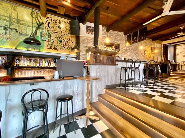 2 sovrum Kommersiell till salu i Otívar - 295 000 € (Ref: 8616698)