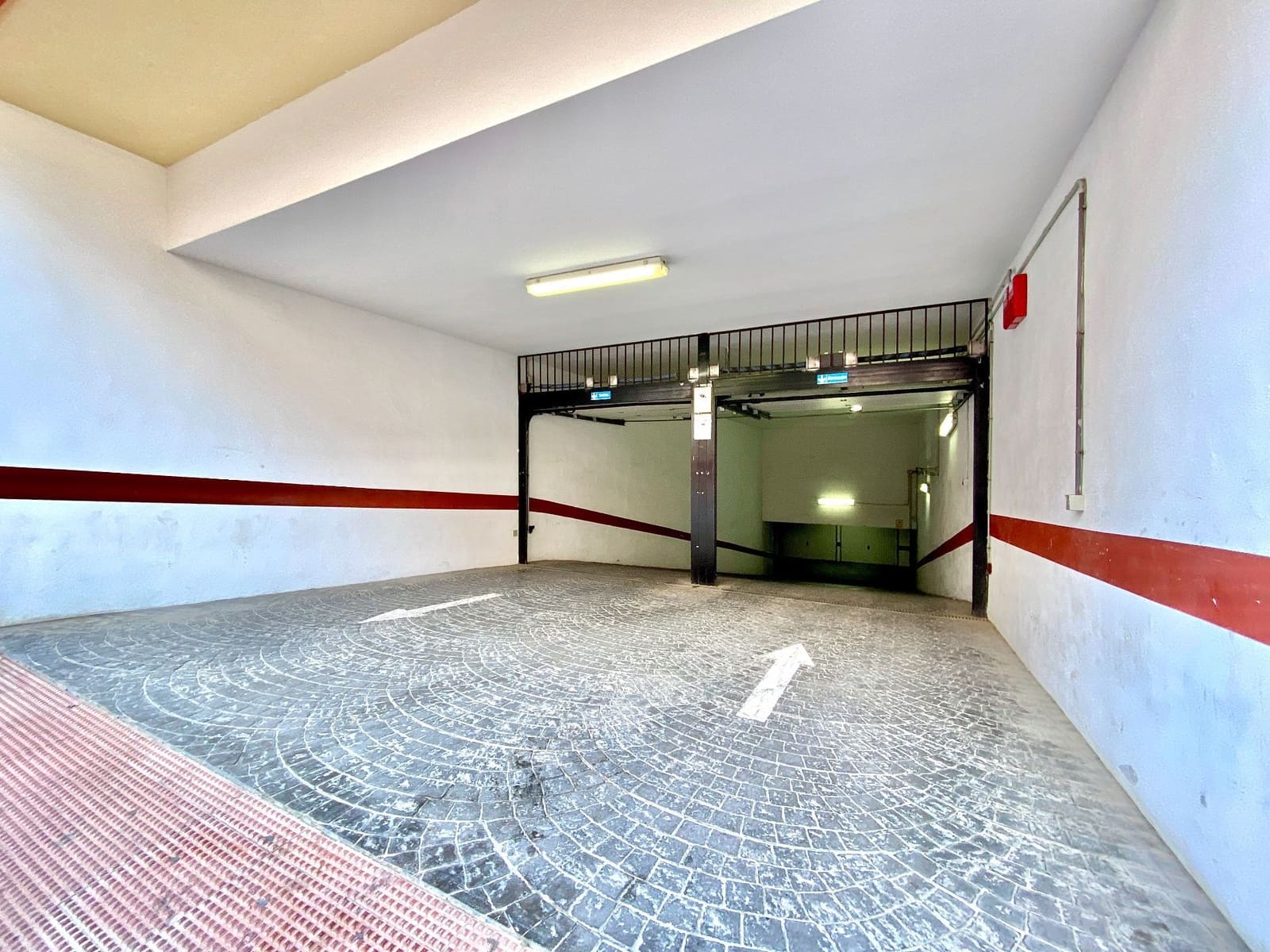 3 slaapkamer Halfvrijstaande villa te koop in Salobrena met garage - € 295.000 (Ref: 8696245)