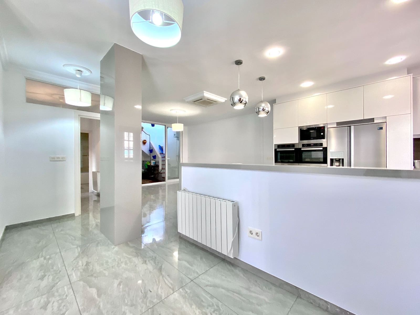 3 slaapkamer Halfvrijstaande villa te koop in Salobrena met garage - € 295.000 (Ref: 8696245)