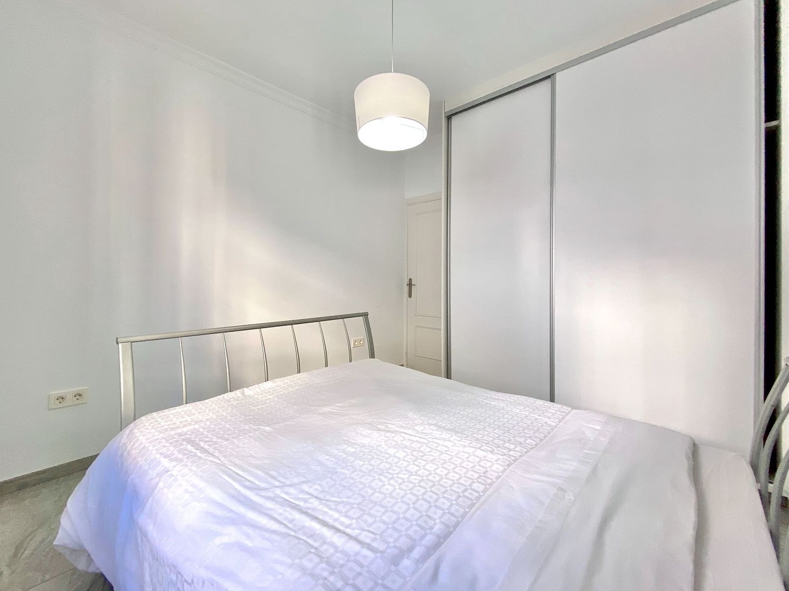 3 slaapkamer Halfvrijstaande villa te koop in Salobrena met garage - € 295.000 (Ref: 8696245)