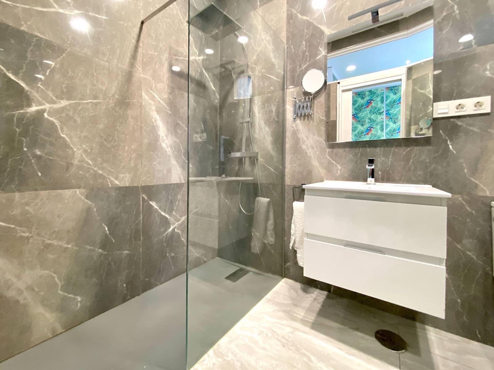 3 slaapkamer Halfvrijstaande villa te koop in Salobrena met garage - € 295.000 (Ref: 8696245)