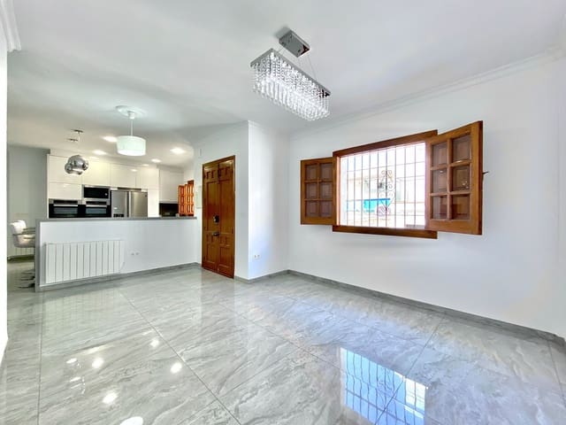 3 makuuhuone Paritalo myytävänä paikassa Salobreña mukana 
autotalli - 295 000 € (Ref: 8696245)