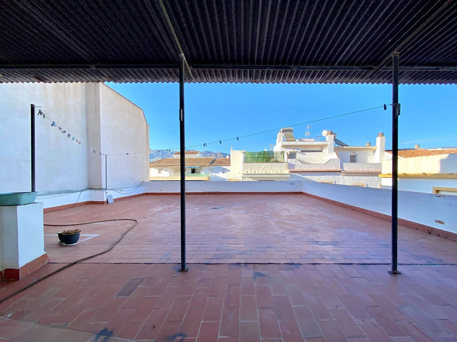 3 slaapkamer Halfvrijstaande villa te koop in Salobrena met garage - € 295.000 (Ref: 8696245)