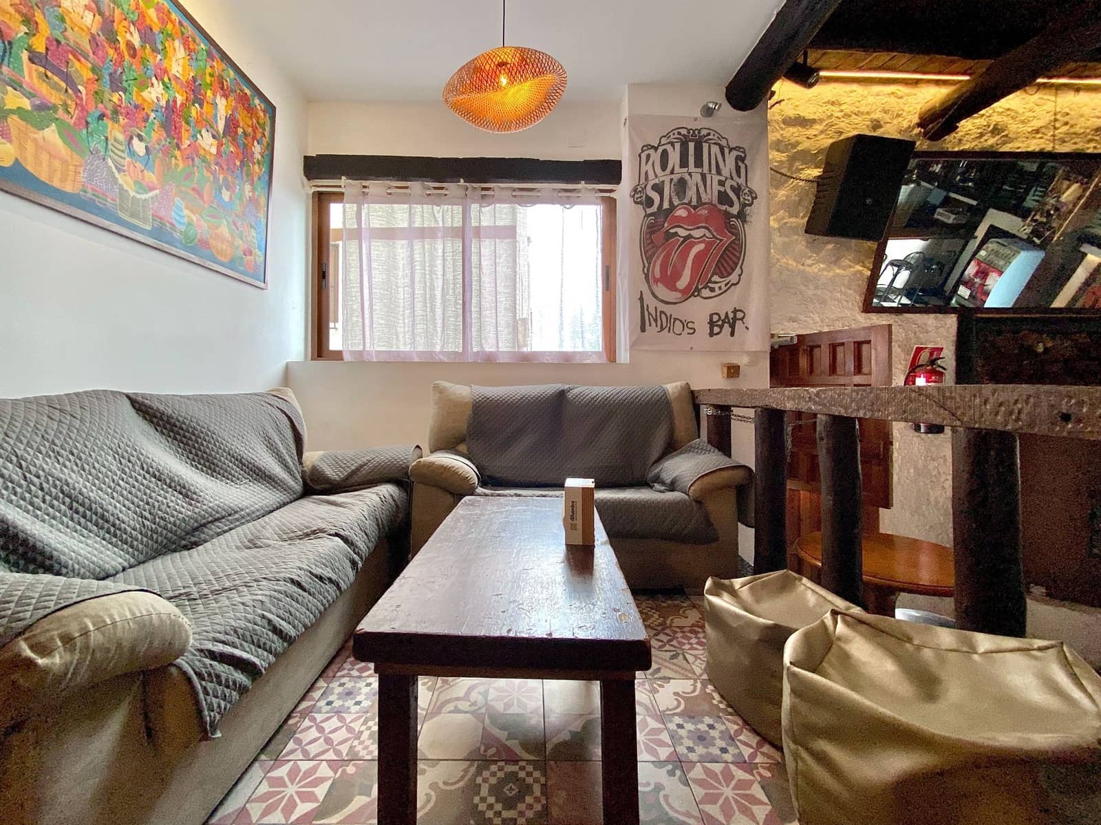 2 soveværelse Erhverv til leje i Otivar - € 1.000 (Ref: 8727459)