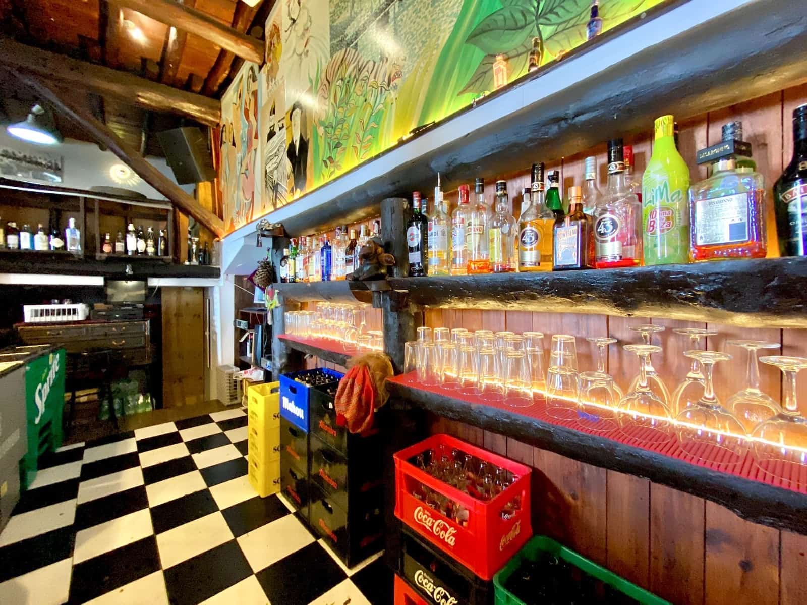 2 soveværelse Erhverv til leje i Otivar - € 1.000 (Ref: 8727459)