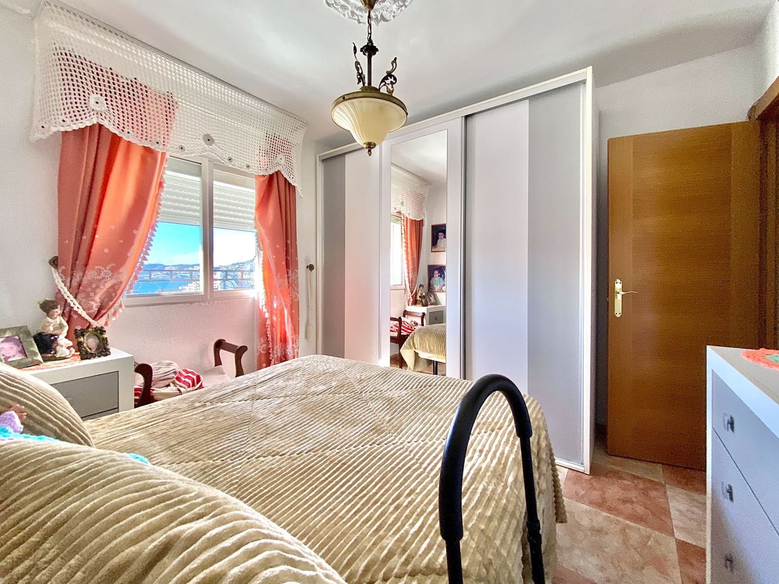 4 soveværelse Semi-Rækkehus til salg i Almunecar - € 350.000 (Ref: 8795571)