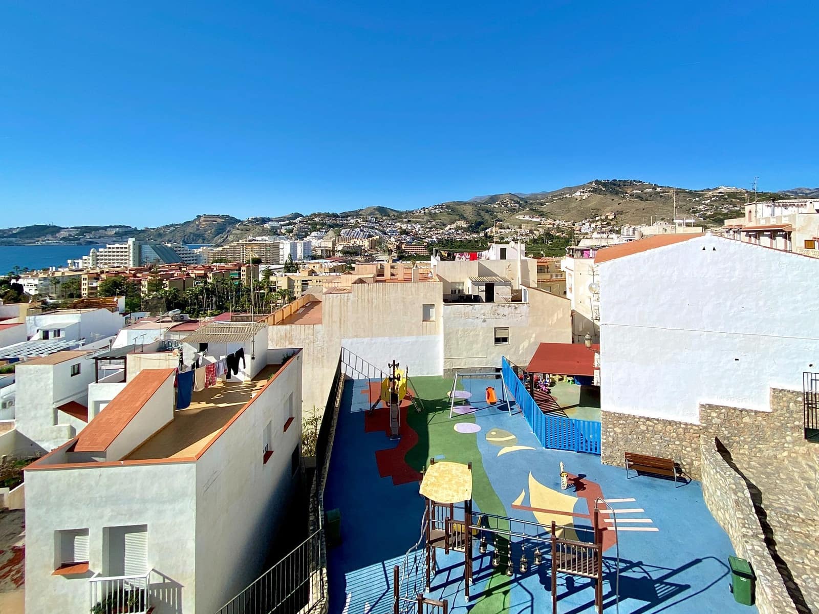 4 soveværelse Semi-Rækkehus til salg i Almunecar - € 350.000 (Ref: 8795571)