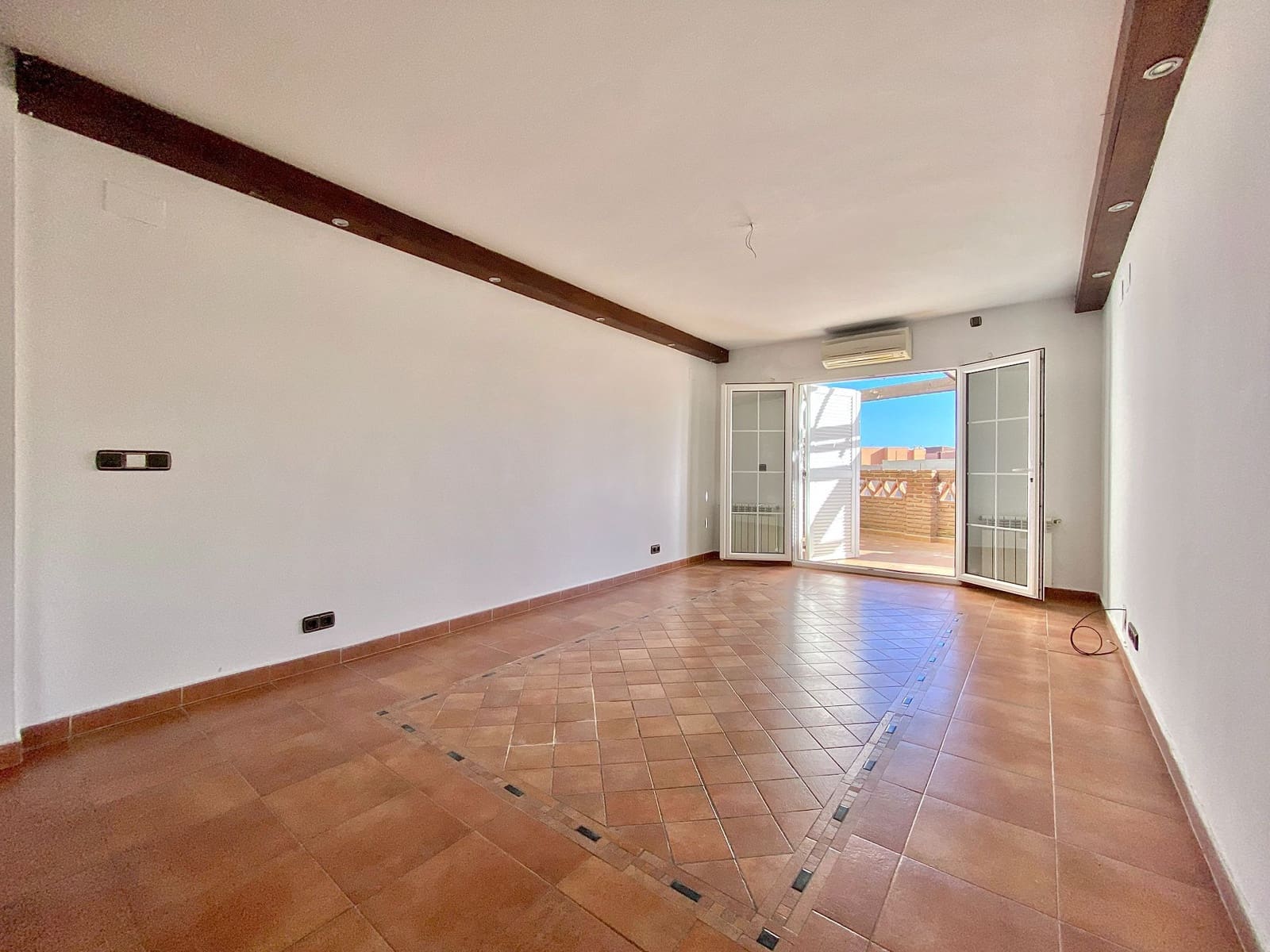 3 soveværelse Villa til salg i Almunecar - € 295.000 (Ref: 8939359)