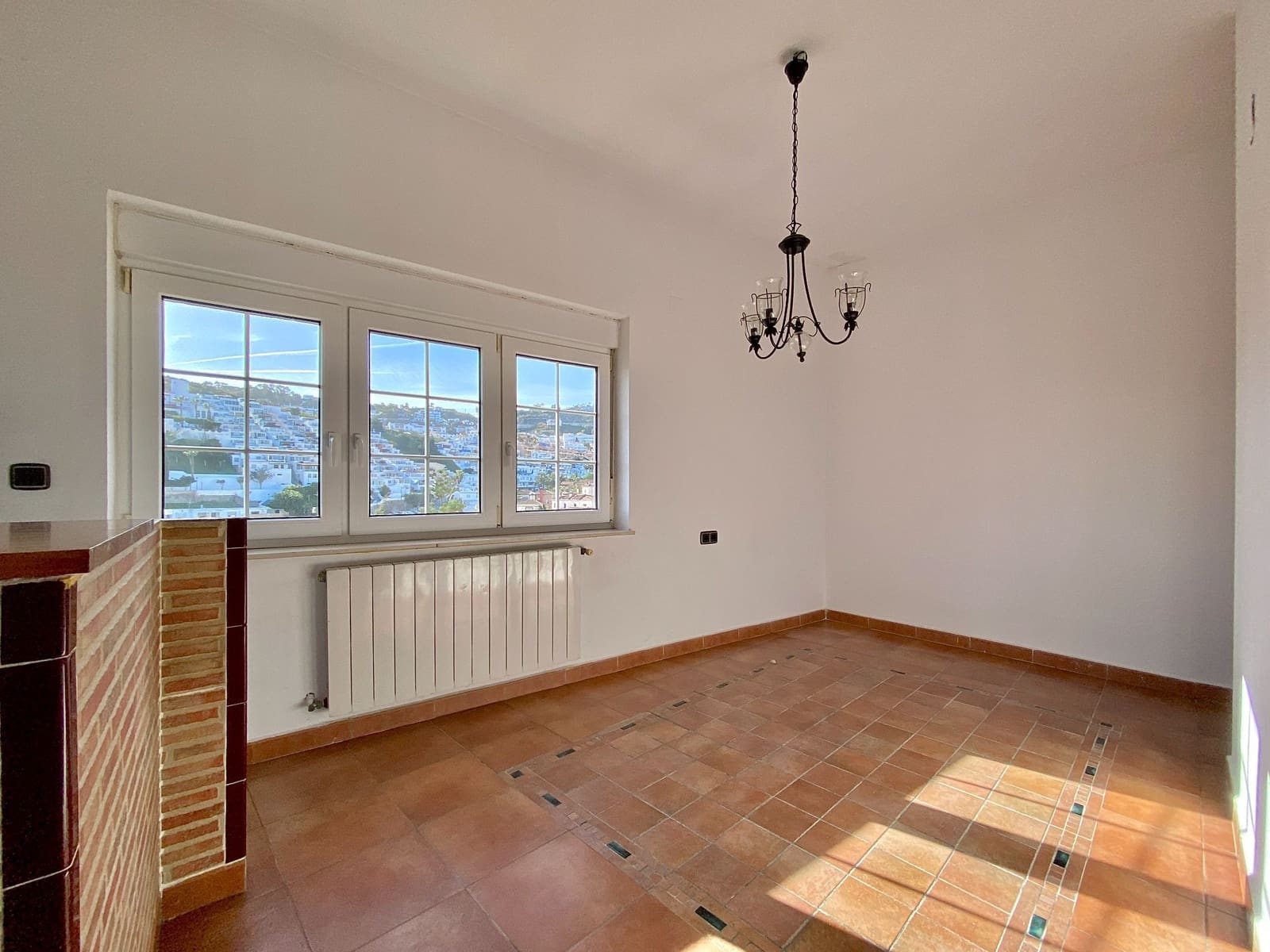 3 soveværelse Villa til salg i Almunecar - € 295.000 (Ref: 8939359)