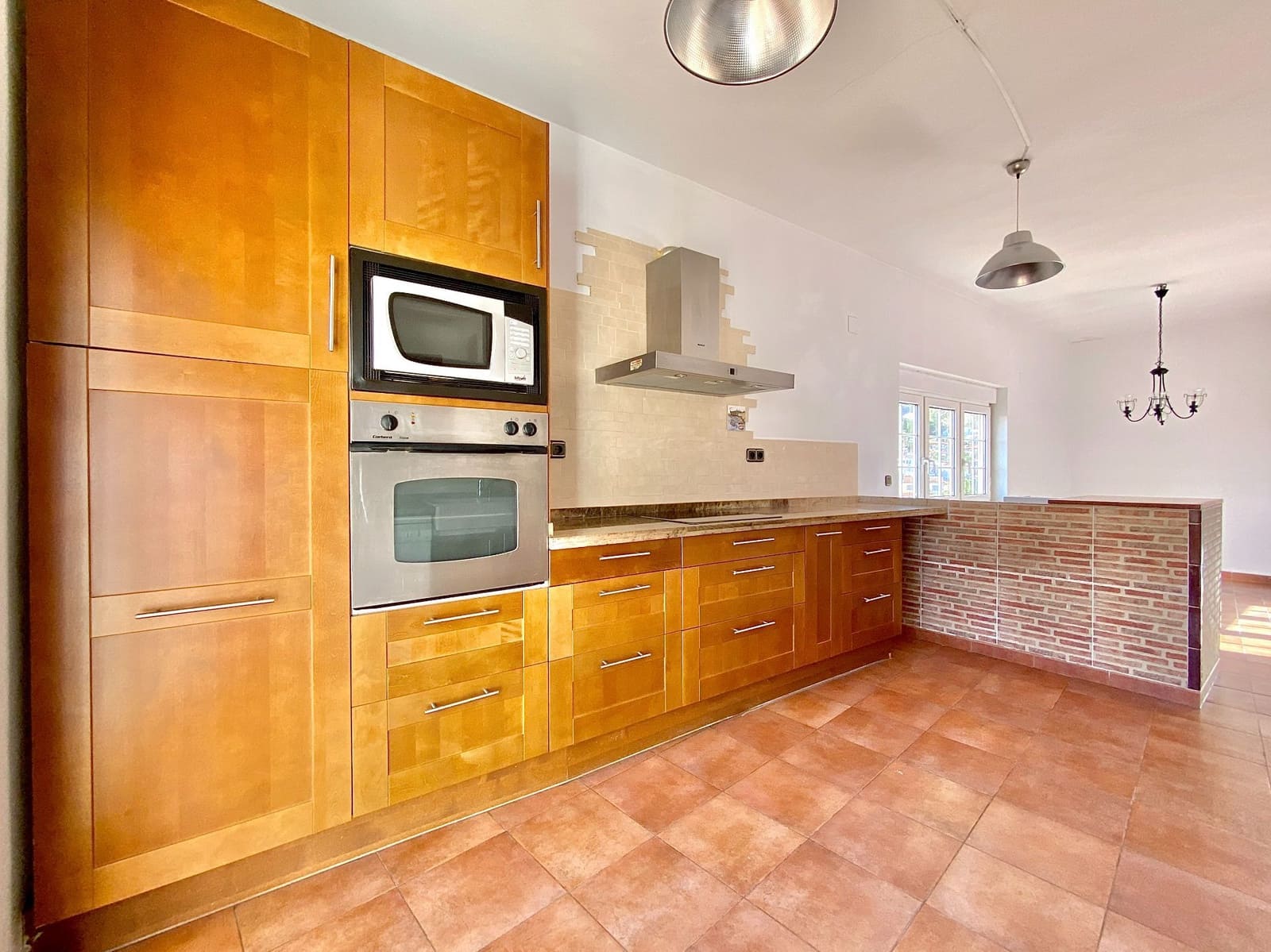 3 soveværelse Villa til salg i Almunecar - € 295.000 (Ref: 8939359)