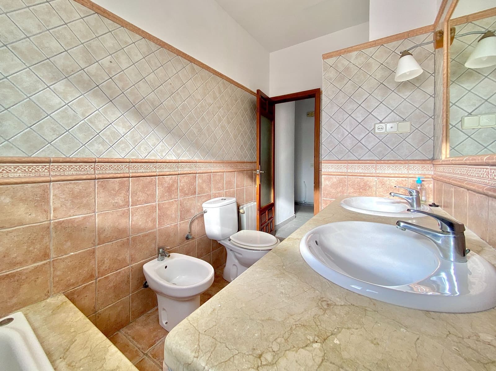 3 soveværelse Villa til salg i Almunecar - € 295.000 (Ref: 8939359)