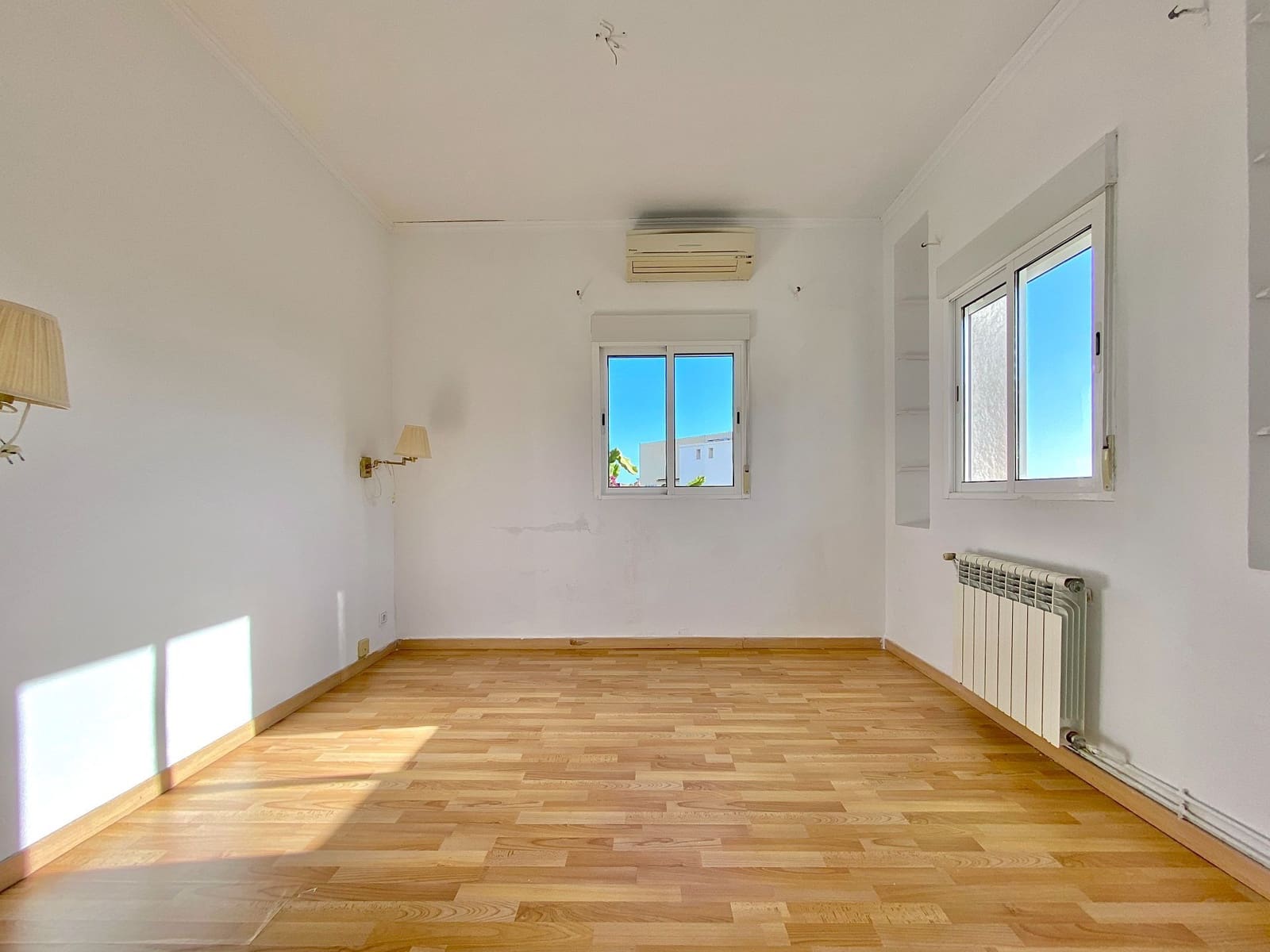 3 soveværelse Villa til salg i Almunecar - € 295.000 (Ref: 8939359)