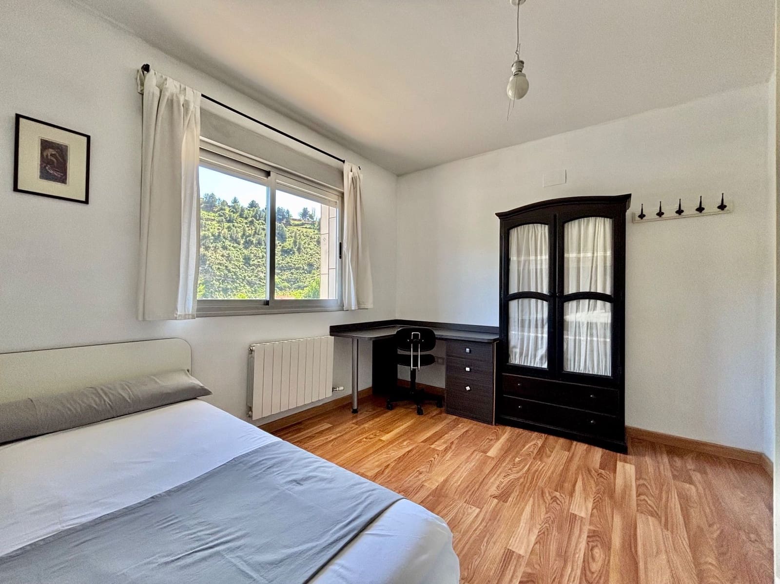 4 soveværelse Semi-Rækkehus til salg i Granada by med swimmingpool garage - € 396.000 (Ref: 8982102)