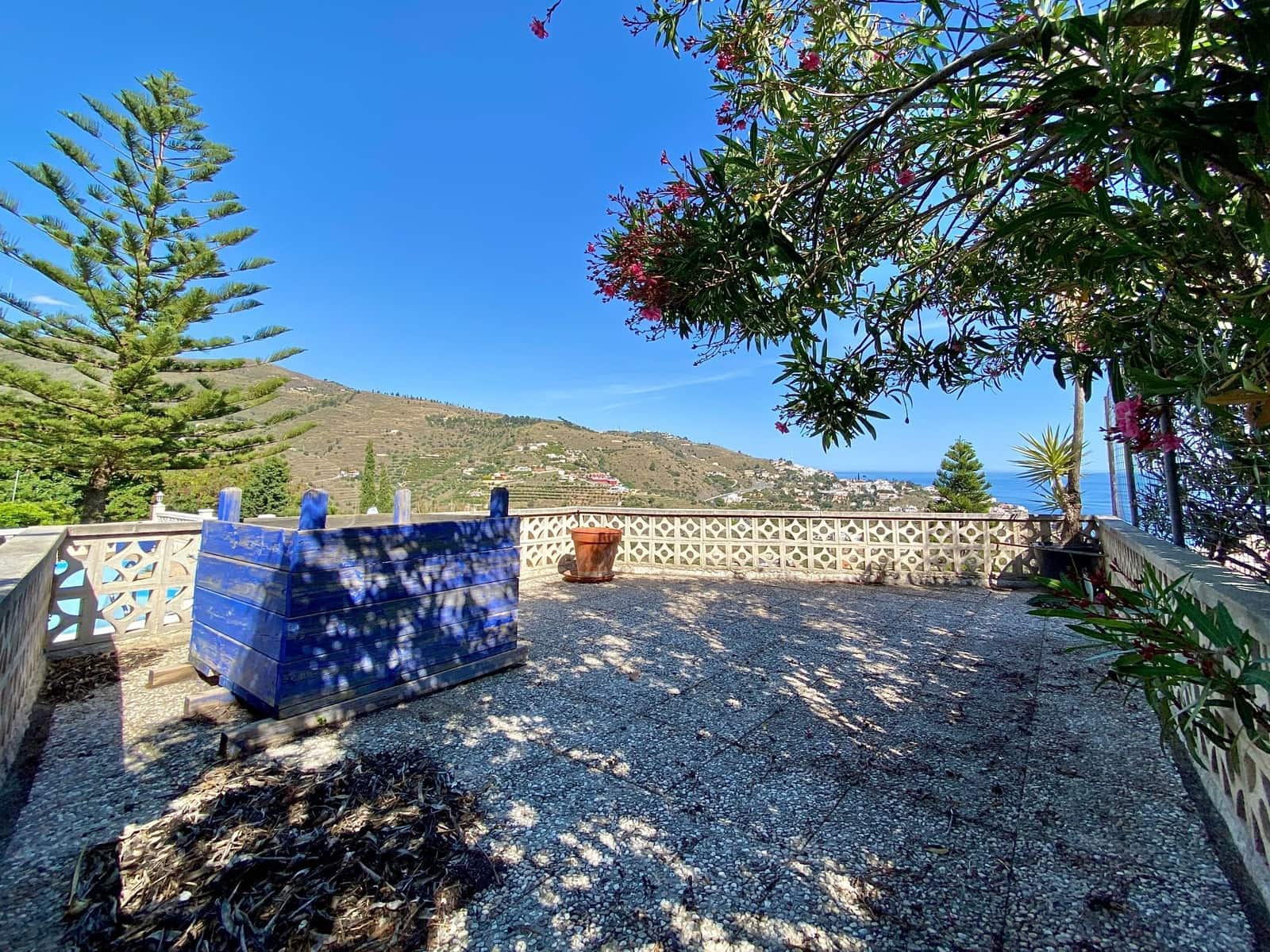 6 soveværelse Villa til salg i Almunecar med swimmingpool garage - € 639.000 (Ref: 9074837)