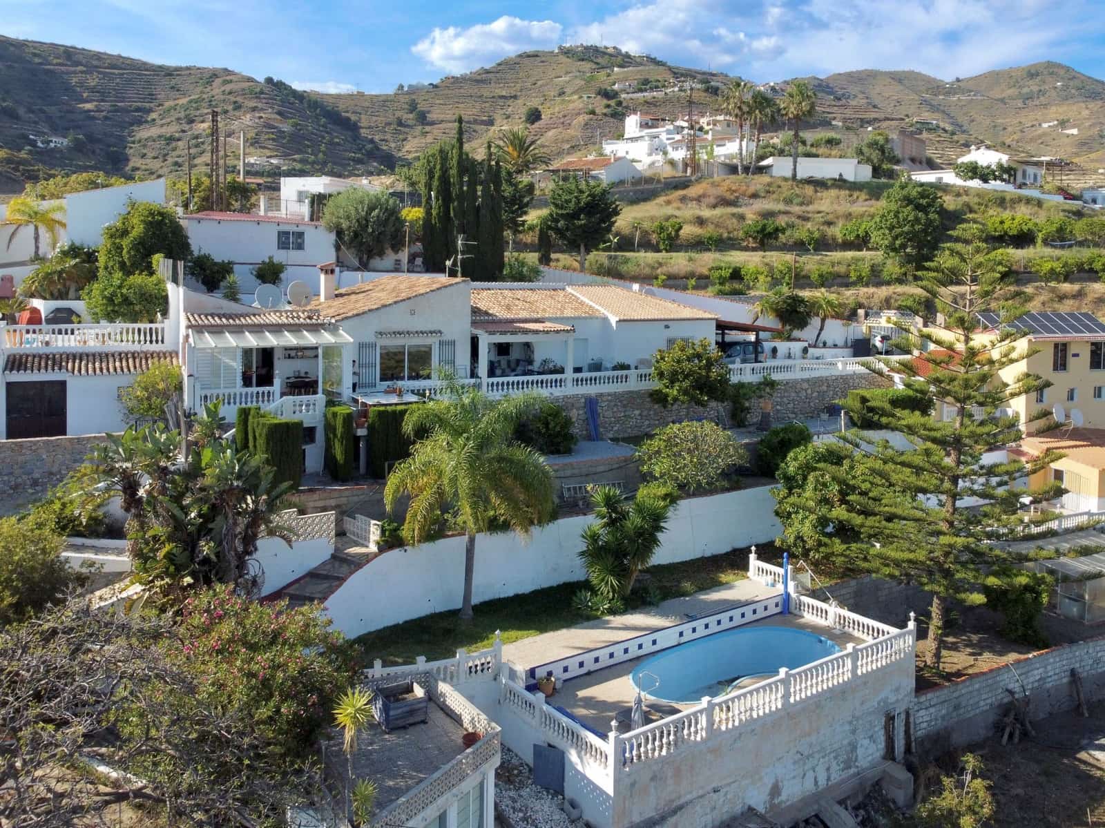 6 soveværelse Villa til salg i Almunecar med swimmingpool garage - € 639.000 (Ref: 9074837)