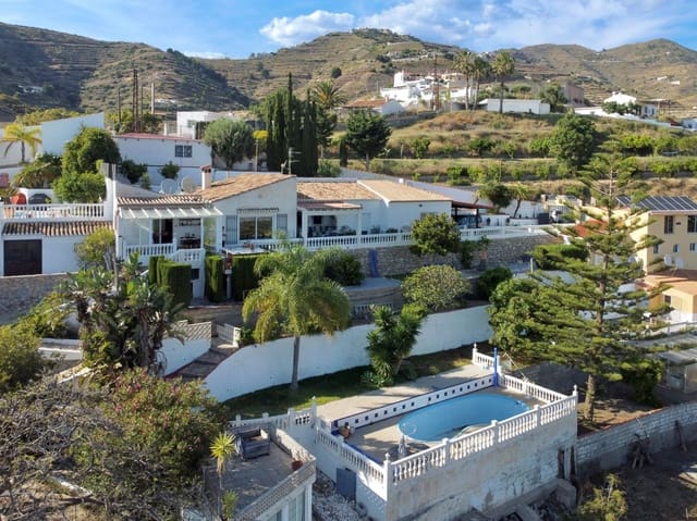 6 soveværelse Villa til salg i Almuñécar med swimmingpool garage - € 660.000 (Ref: 9074837)
