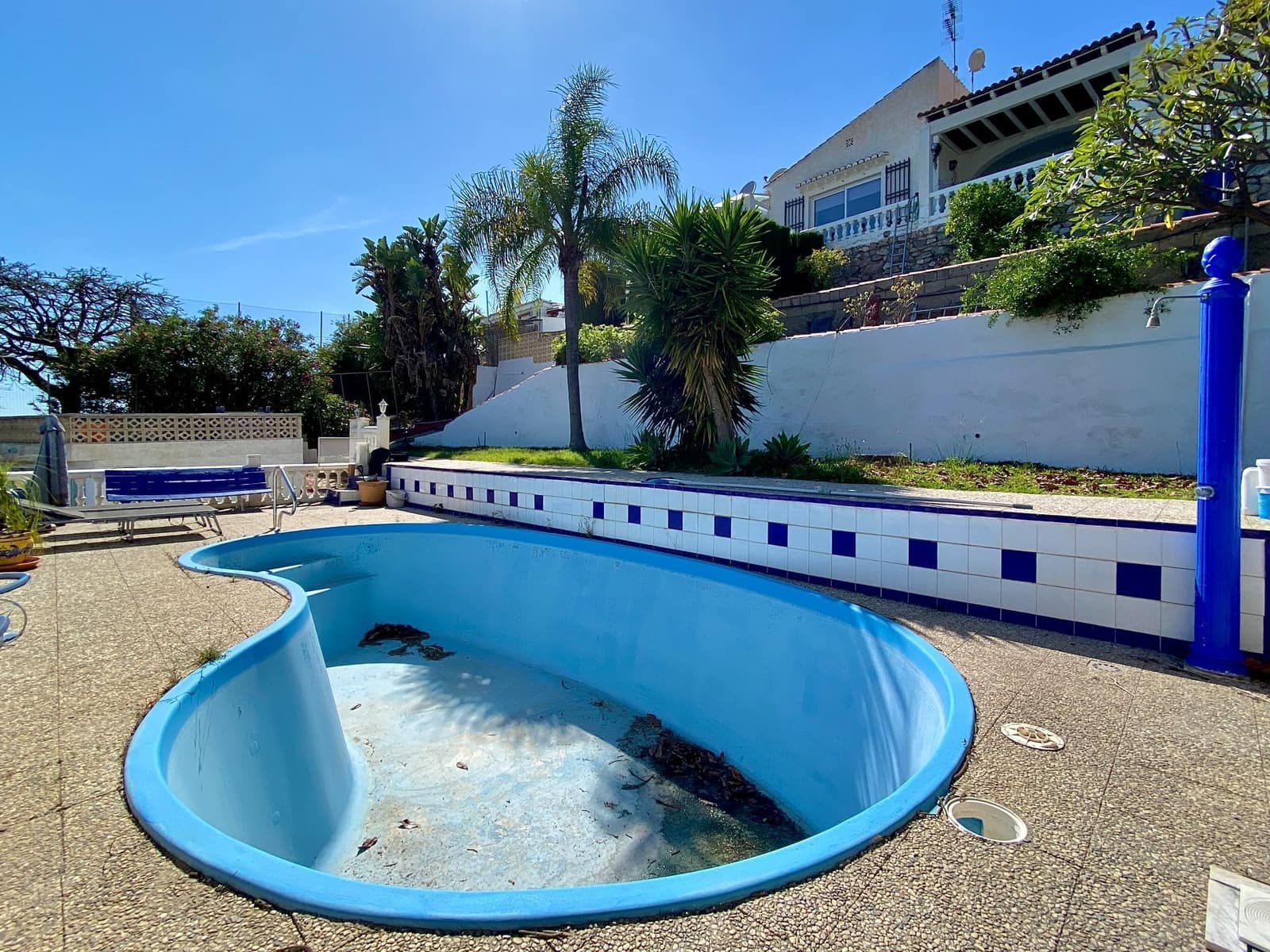 6 soveværelse Villa til salg i Almunecar med swimmingpool garage - € 639.000 (Ref: 9074837)