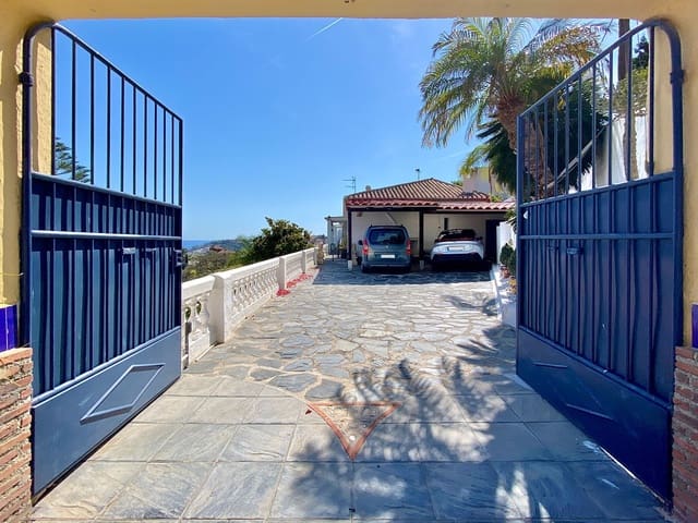 6 soveværelse Villa til salg i Almuñécar med swimmingpool garage - € 660.000 (Ref: 9074837)