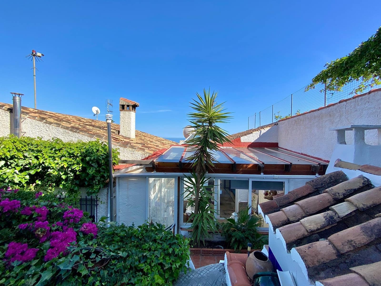 6 soveværelse Villa til salg i Almunecar med swimmingpool garage - € 639.000 (Ref: 9074837)