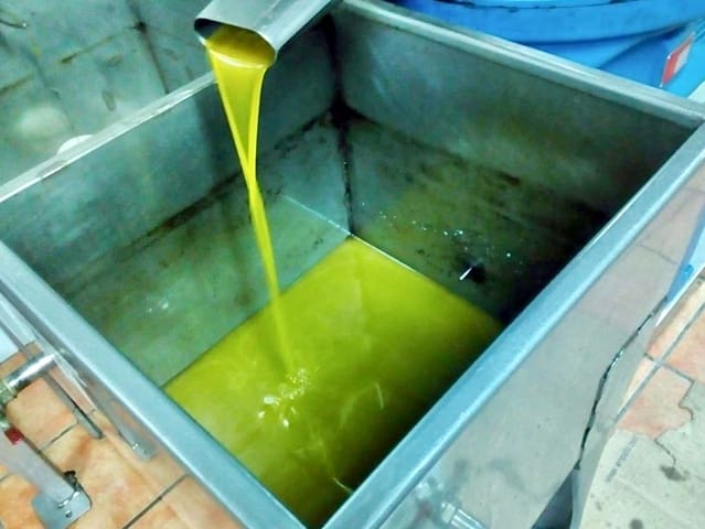 2 soveværelse Finca/Landehus til salg i Otívar med swimmingpool garage - € 214.000 (Ref: 9304868)