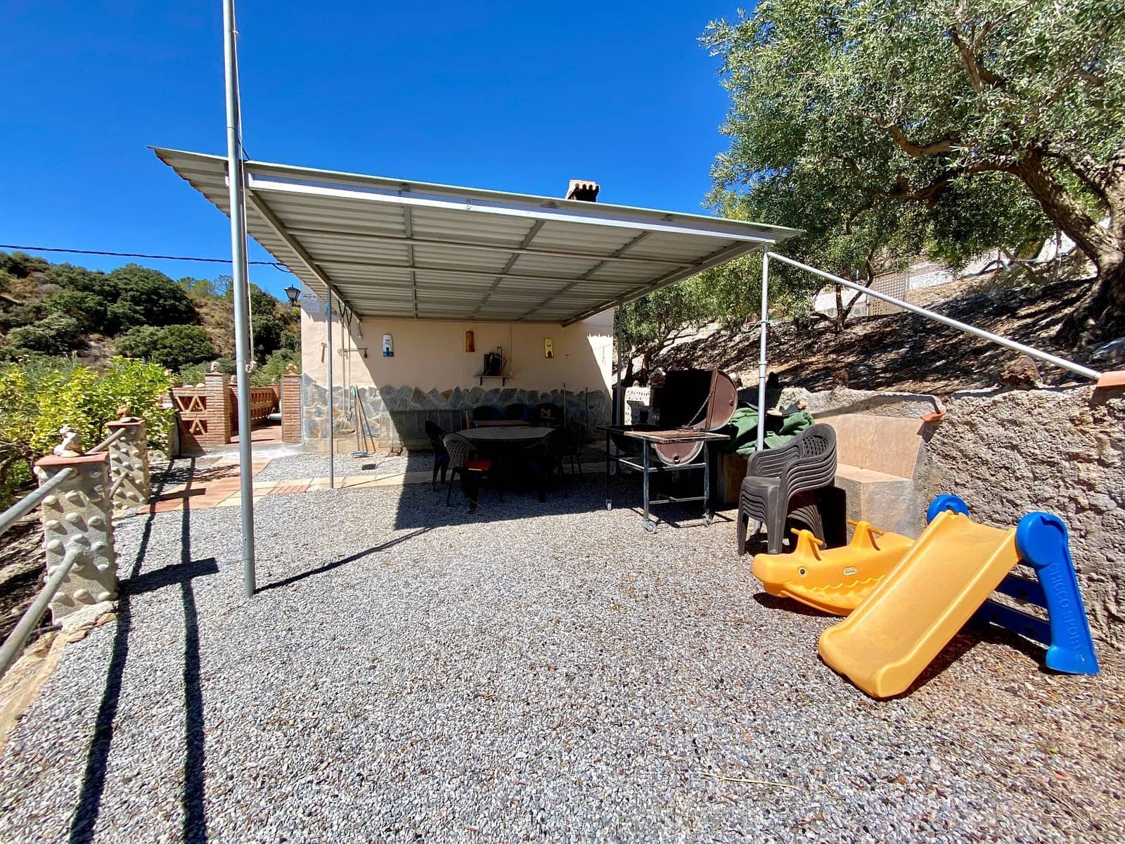 2 soveværelse Finca/Landehus til salg i Otivar med swimmingpool garage - € 214.000 (Ref: 9304868)