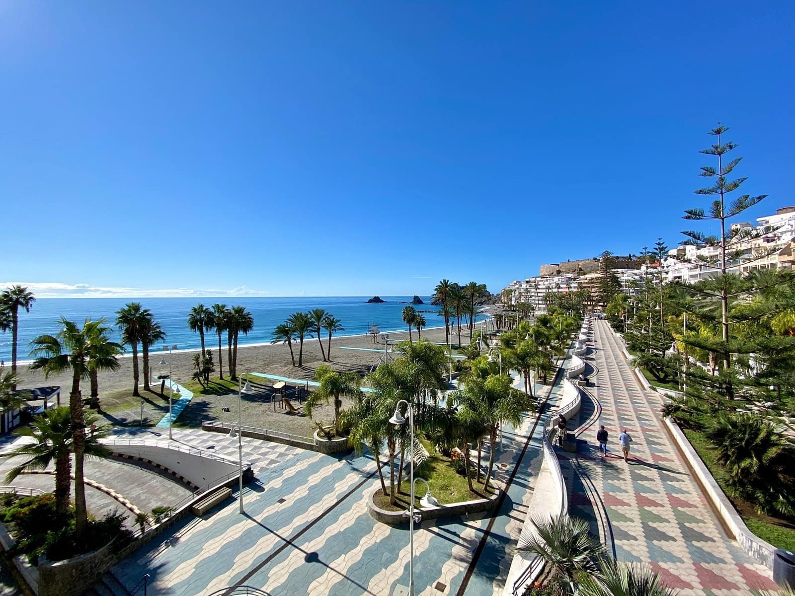 3 soveværelse Lejlighed til leje i Almunecar - € 1.300 (Ref: 9413566)