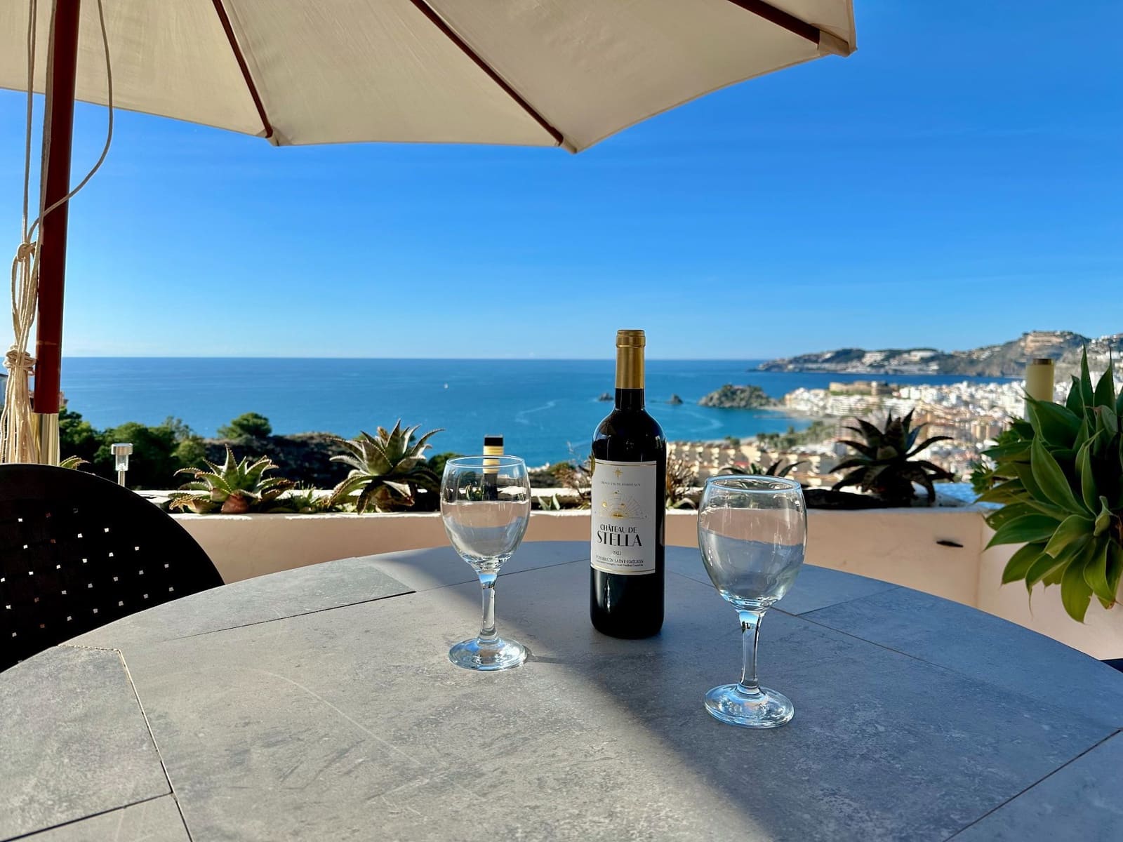 2 bedroom Semi-detached Villa for sale in Almunecar with pool garage - € 350,000 (Ref: 9488164)