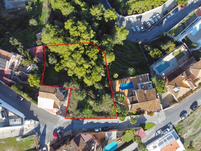 Building Plot for sale in Almuñécar - € 450,000 (Ref: 9511977)