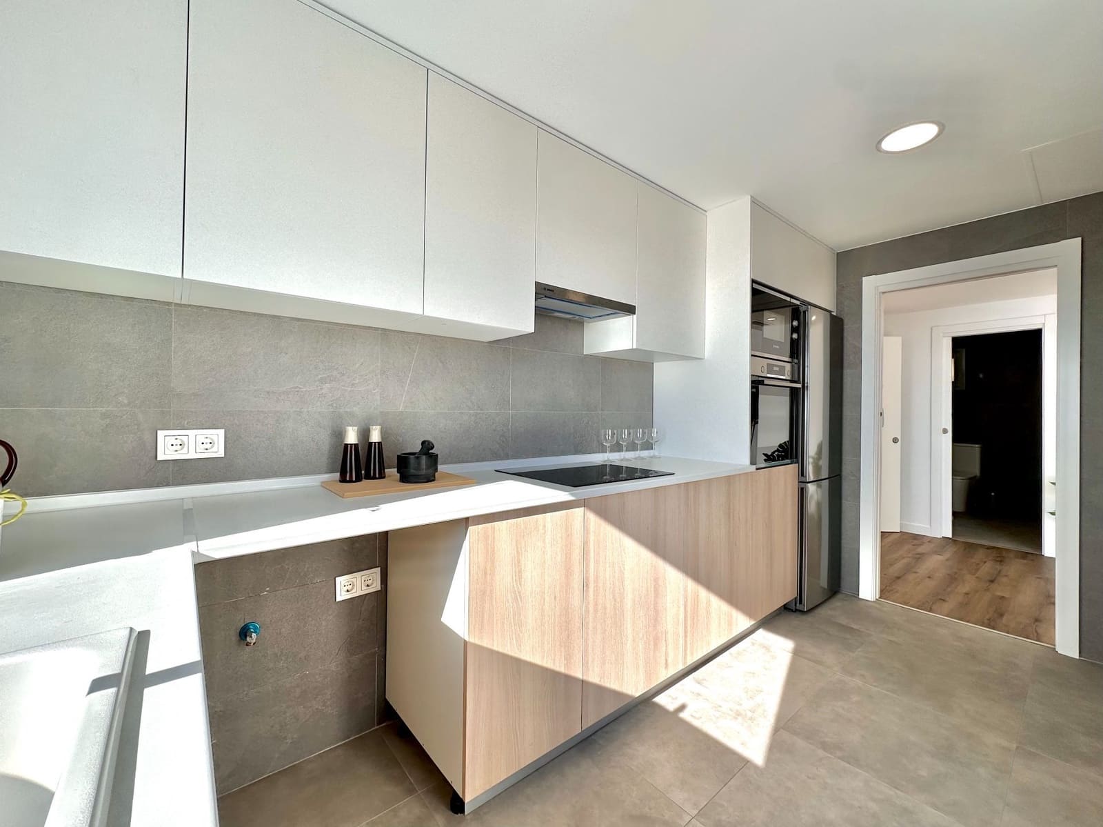 3 soverom Kjedet enebolig til salgs i Almunecar med svømmebasseng garasje - € 238 000 (Ref: 9529399)